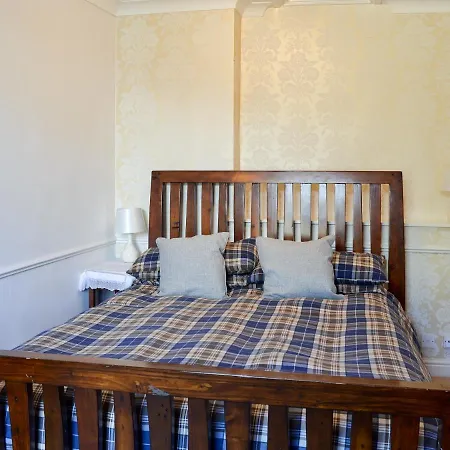Rose Hotel 3*